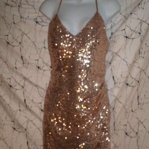 Short Gold DRESS SIZE 9 With Sequins BY B. SMART USED FOR PHOTO SHOOT